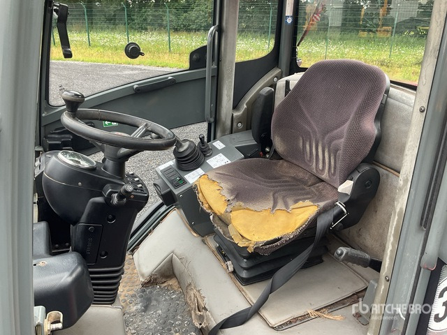 Wheel loader 2015 Weidemann 3070T Wheel Loader
