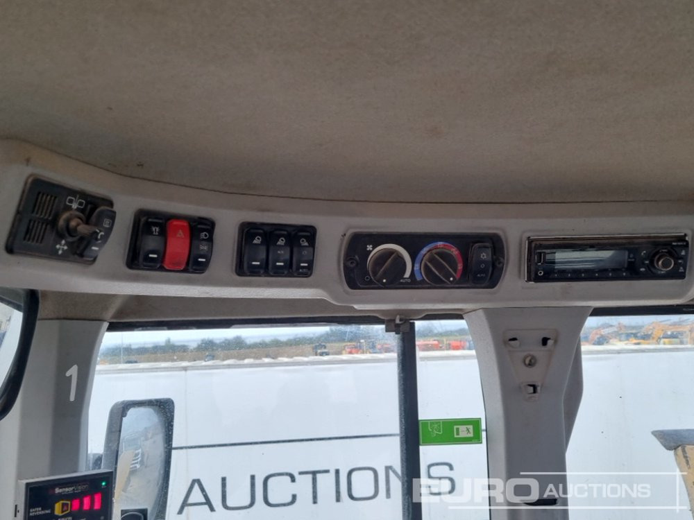 Wheel loader 2016 CAT 930M