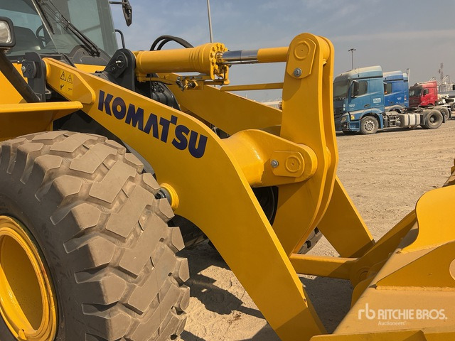 Wheel loader 2017 Komatsu WA380Z-6 Wheel Loader