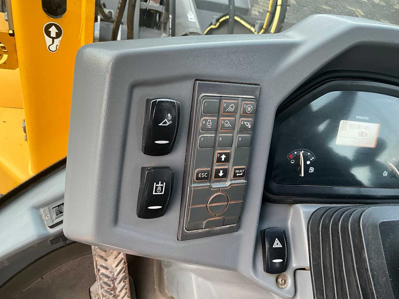 Wheel loader 2017 VOLVO L30G SHOVEL