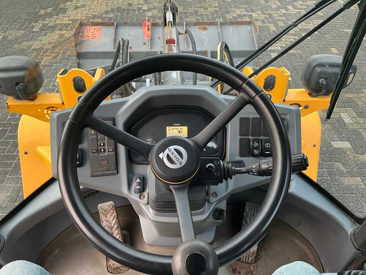 Wheel loader 2017 VOLVO L30G SHOVEL