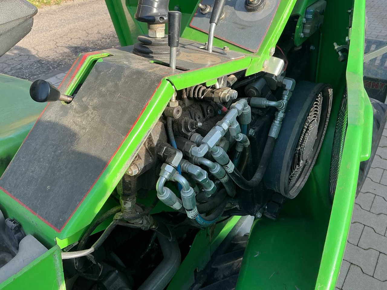 Wheel loader 2018 AVANT M528 SHOVEL