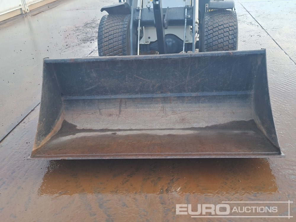 Wheel loader 2018 Black & White ZL08F