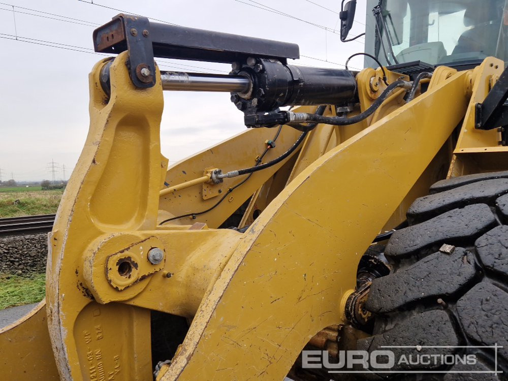 Wheel loader 2019 CAT 966M