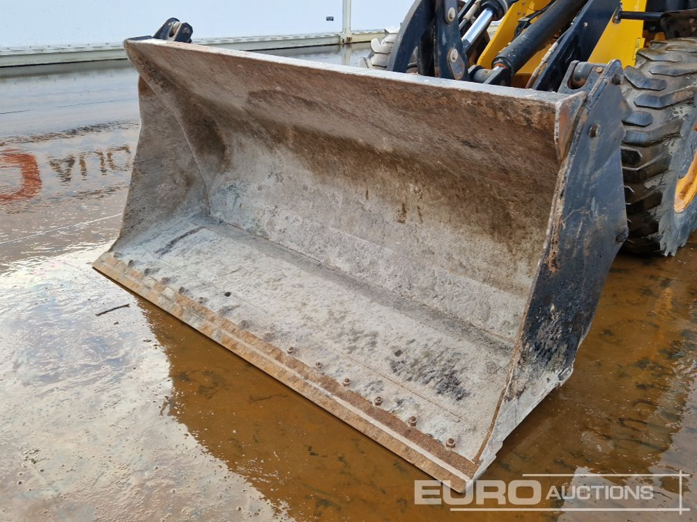 Wheel loader 2021 JCB 406 SVC