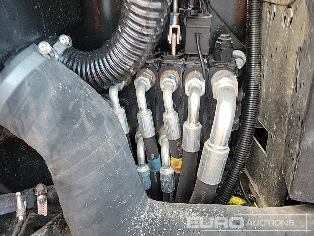 Wheel loader 2021 JCB 406 SVC