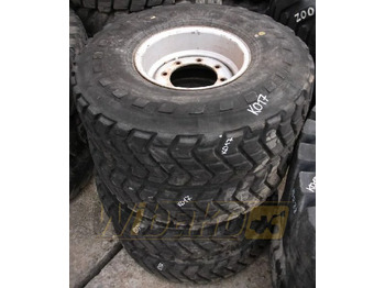 Wheel loader  8/22/14 320/457
