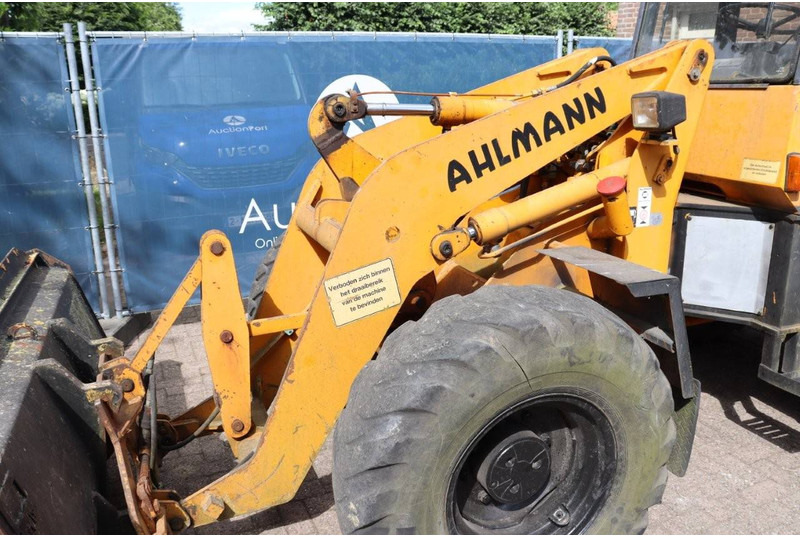 Wheel loader Ahlmann AL8C