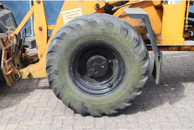 Wheel loader Ahlmann AL8C