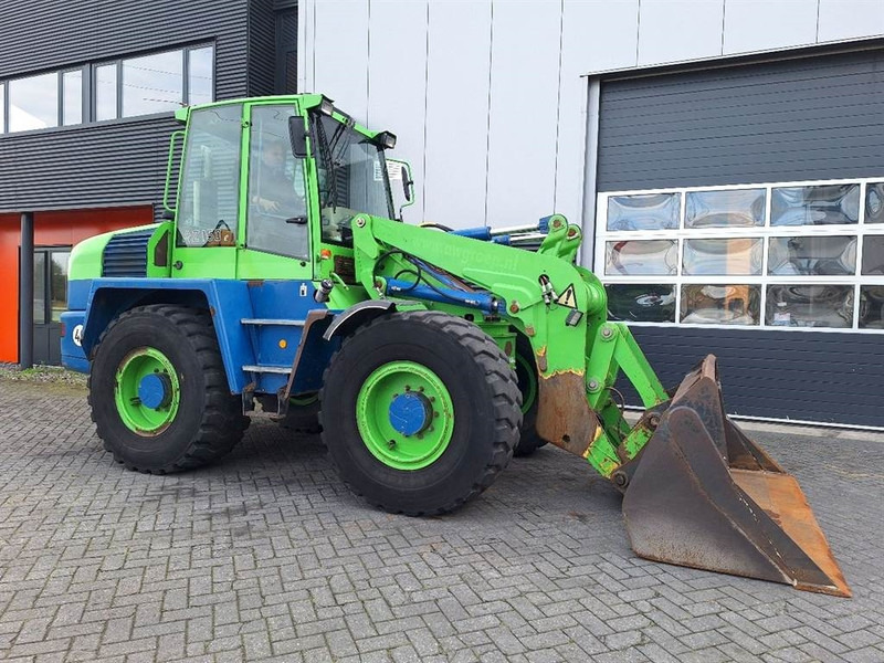 Wheel loader Ahlmann AZ150E