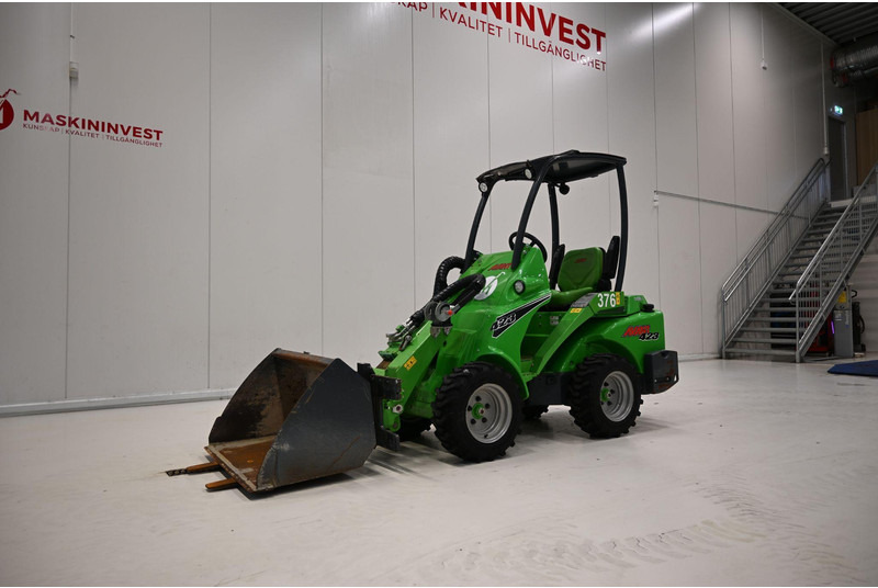 Wheel loader Avant 423