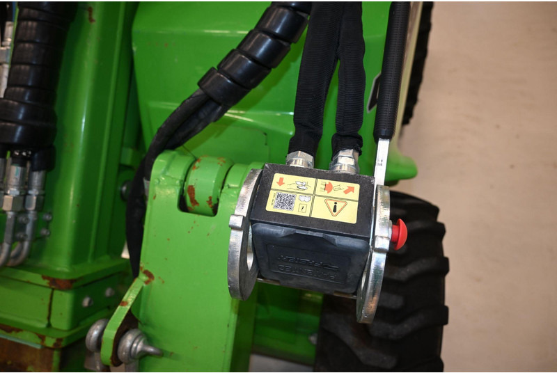 Wheel loader Avant 423