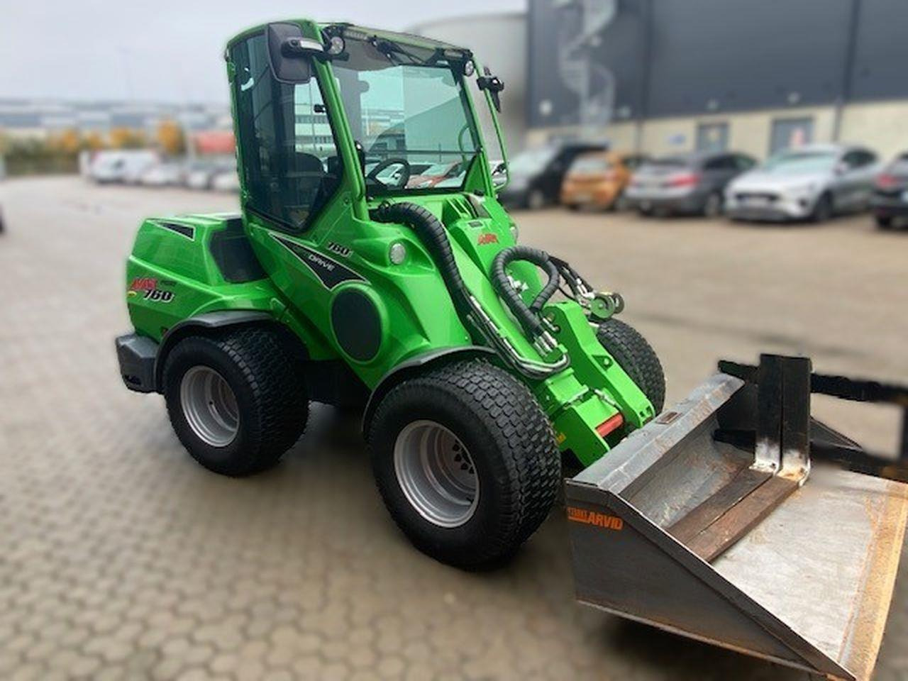 Wheel loader Avant 760i