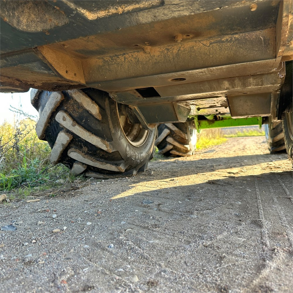 Wheel loader Avant 860 i