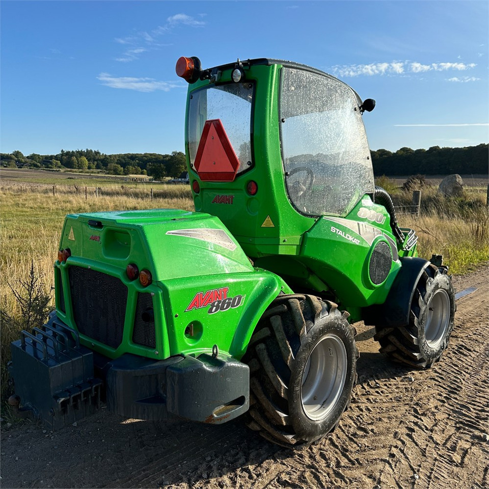 Wheel loader Avant 860 i