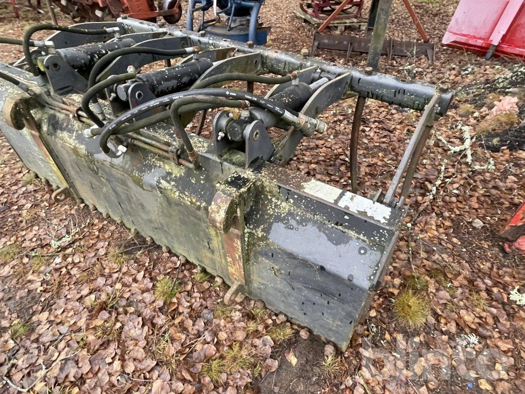 Wheel loader BM H10 2053