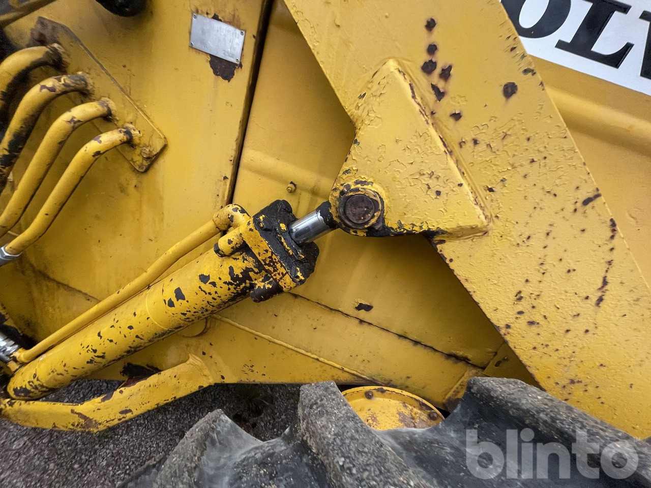 Wheel loader BM H10 2053