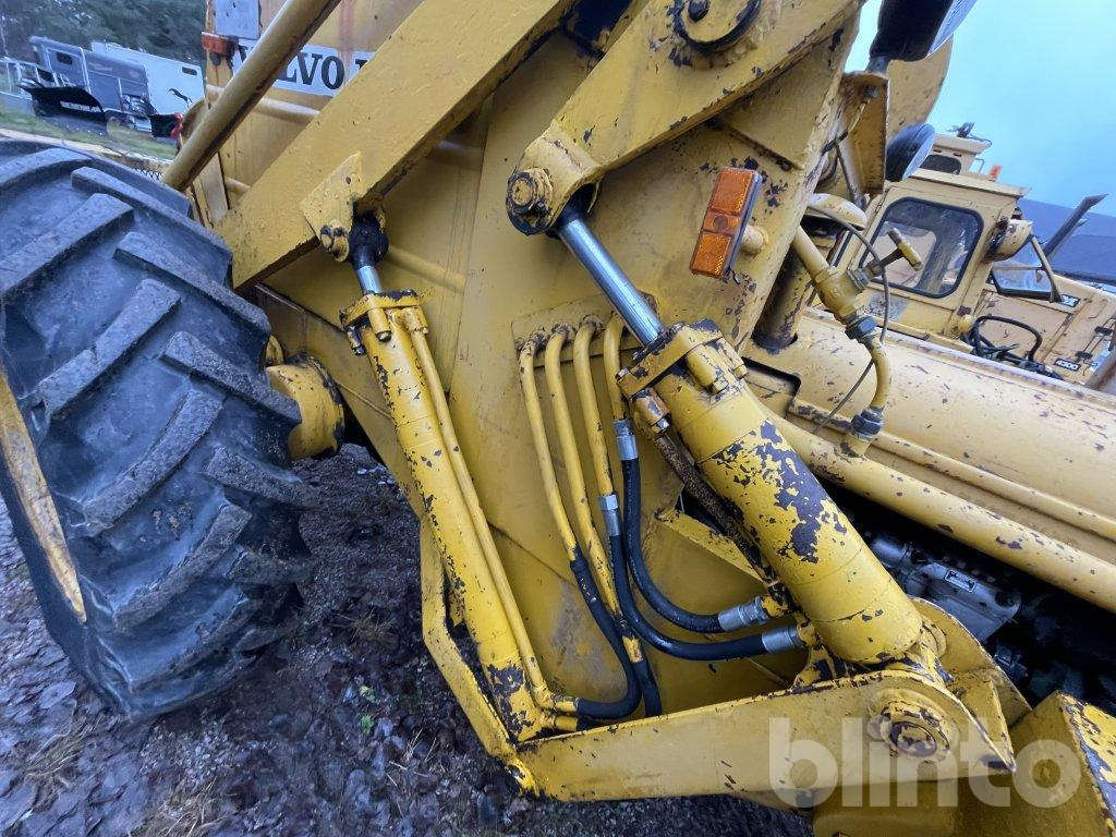 Wheel loader BM H10 2053
