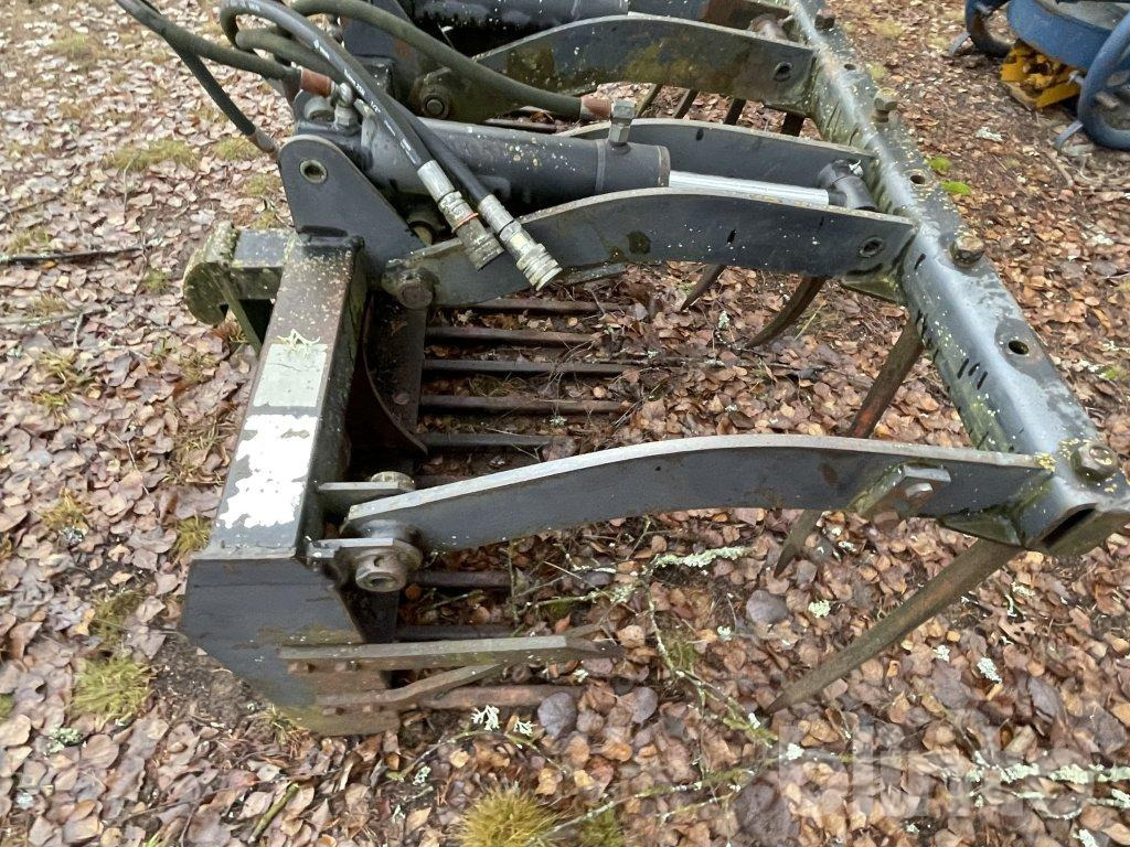 Wheel loader BM H10 2053