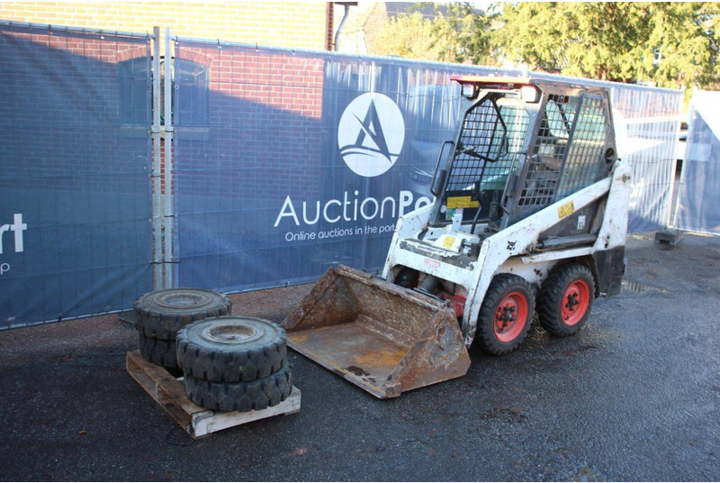 Wheel loader Bobcat 530