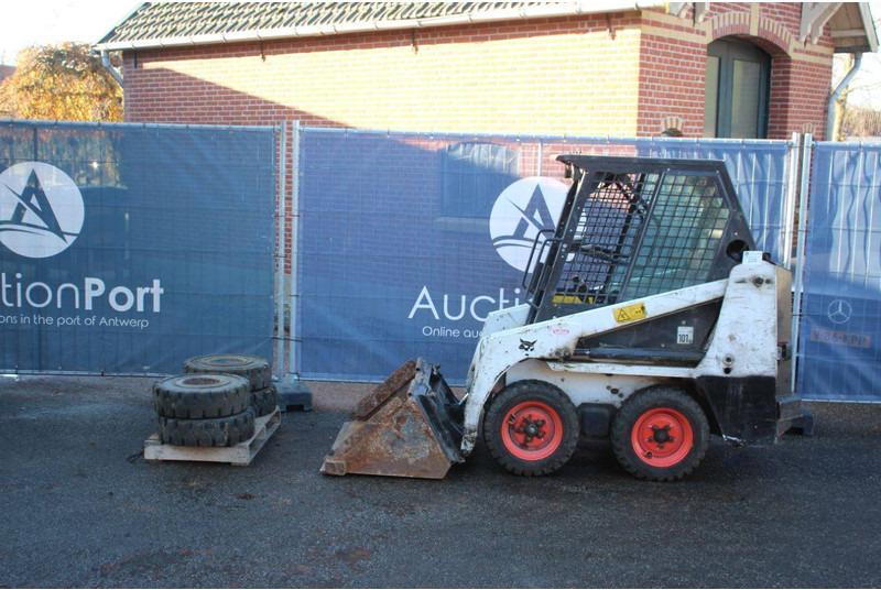Wheel loader Bobcat 530