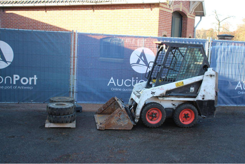 Wheel loader Bobcat 530