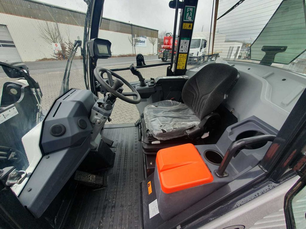 Wheel loader Bobcat L75 / Palettengabel & Schaufel / nur 163h!