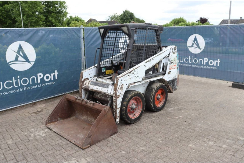 Wheel loader Bobcat S100