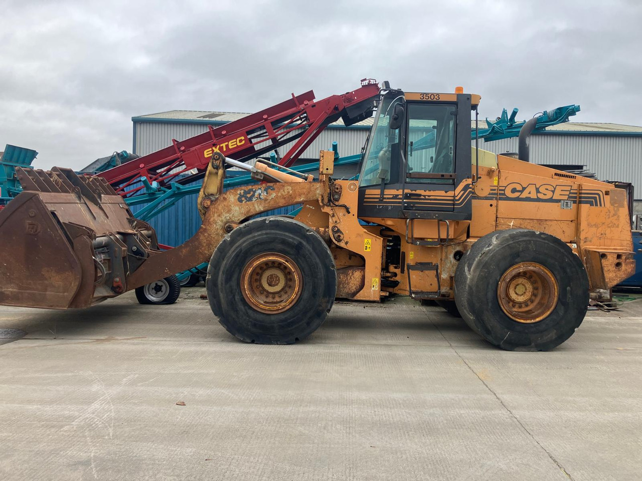 Wheel loader CASE 821C