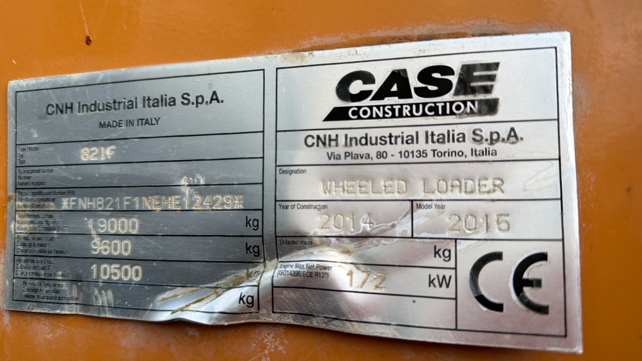 Wheel loader CASE 821F