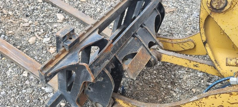 Wheel loader CATERPILLAR 908H