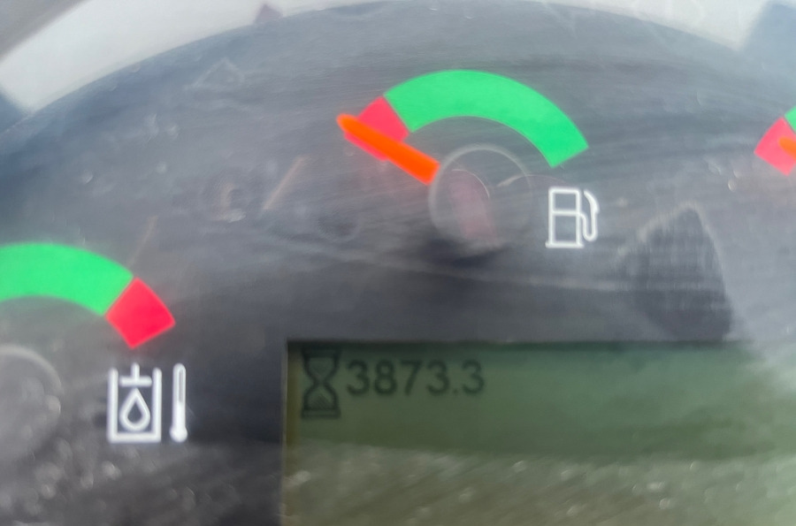 Wheel loader CATERPILLAR 908 M