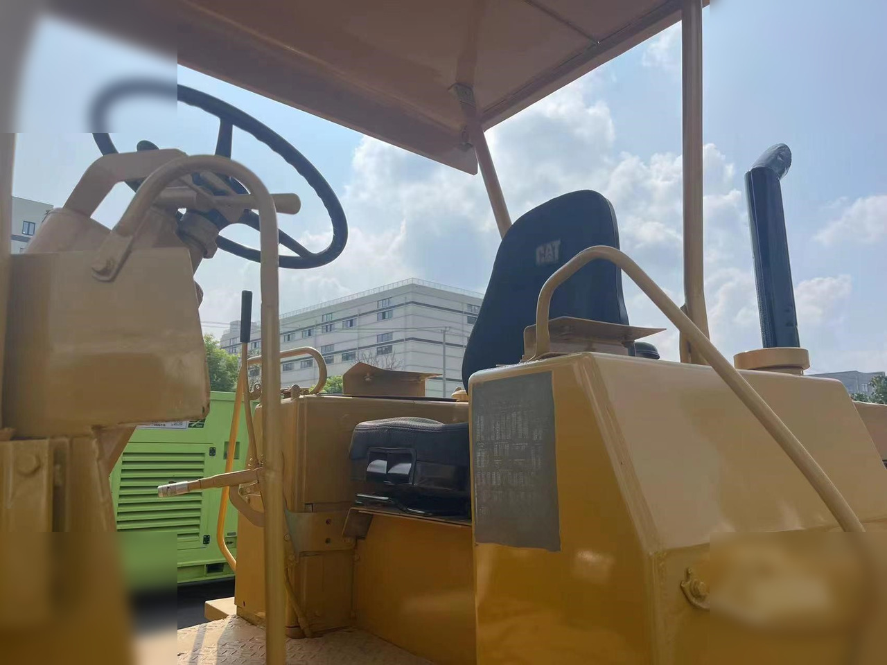 Wheel loader CATERPILLAR 910