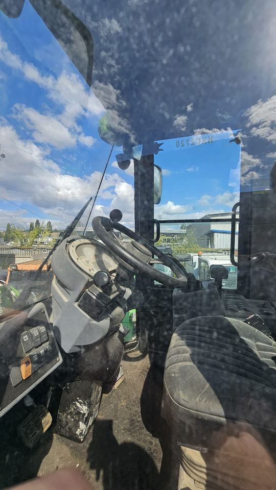 Wheel loader CATERPILLAR 924H