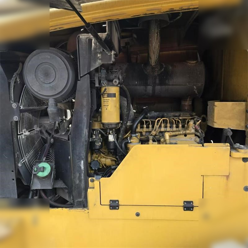 Wheel loader CATERPILLAR 924K