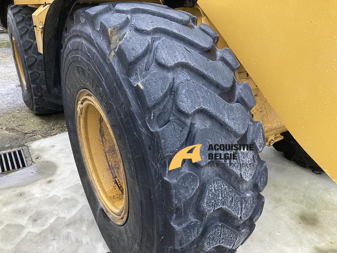 Wheel loader CATERPILLAR 930M High Lift