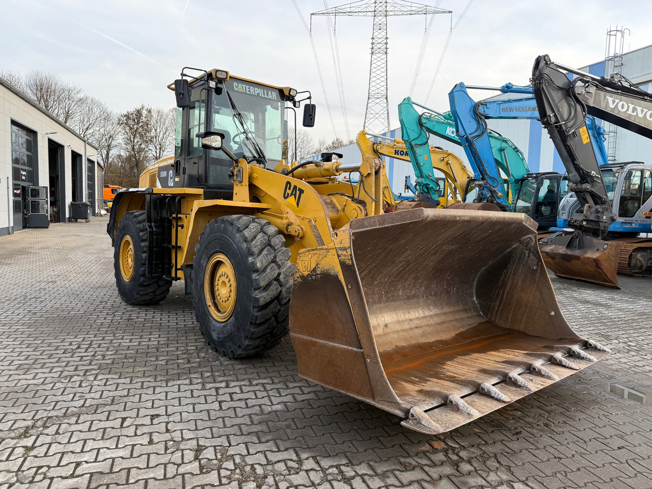 Wheel loader CATERPILLAR 938H Radlader ZS Klima Kamera