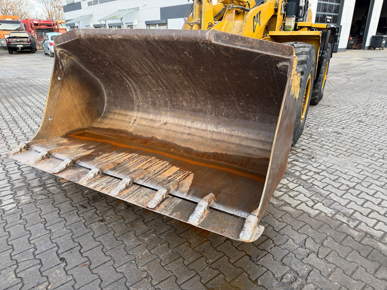 Wheel loader CATERPILLAR 938H Radlader ZS Klima Kamera