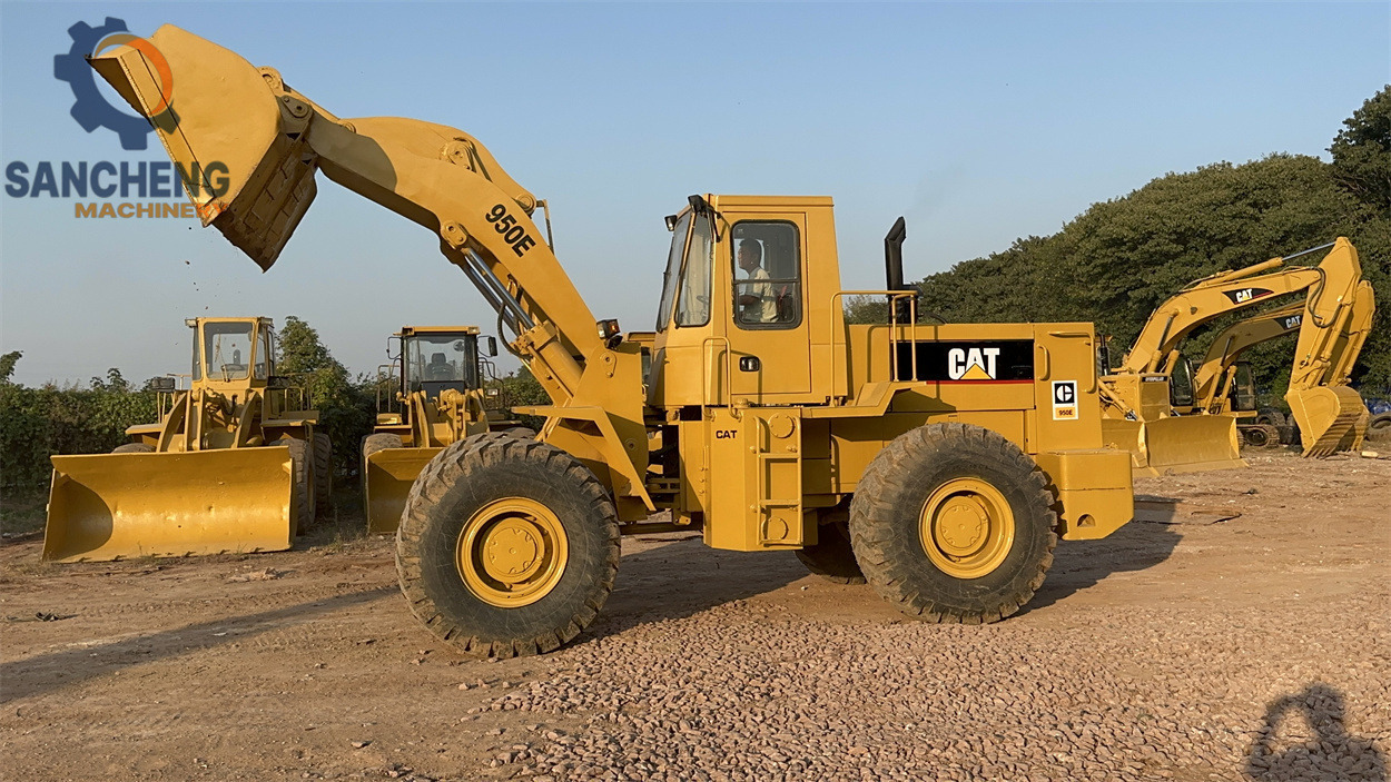 Wheel loader CATERPILLAR 950E