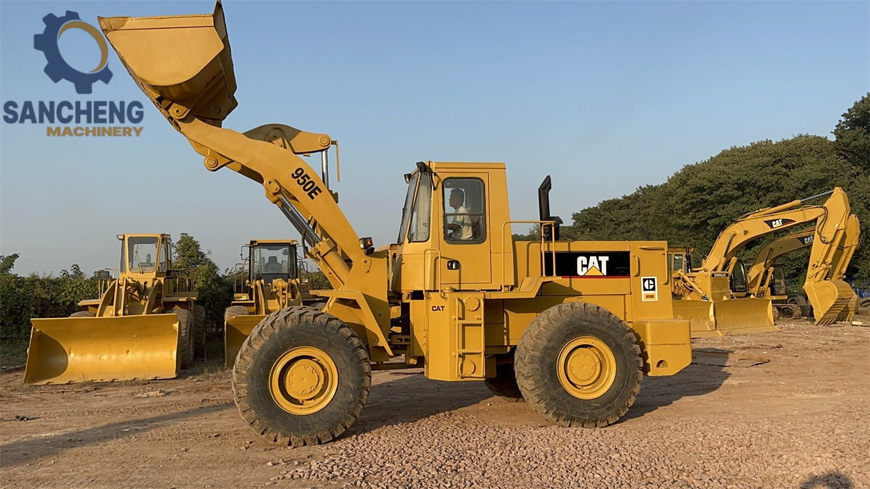 Wheel loader CATERPILLAR 950E