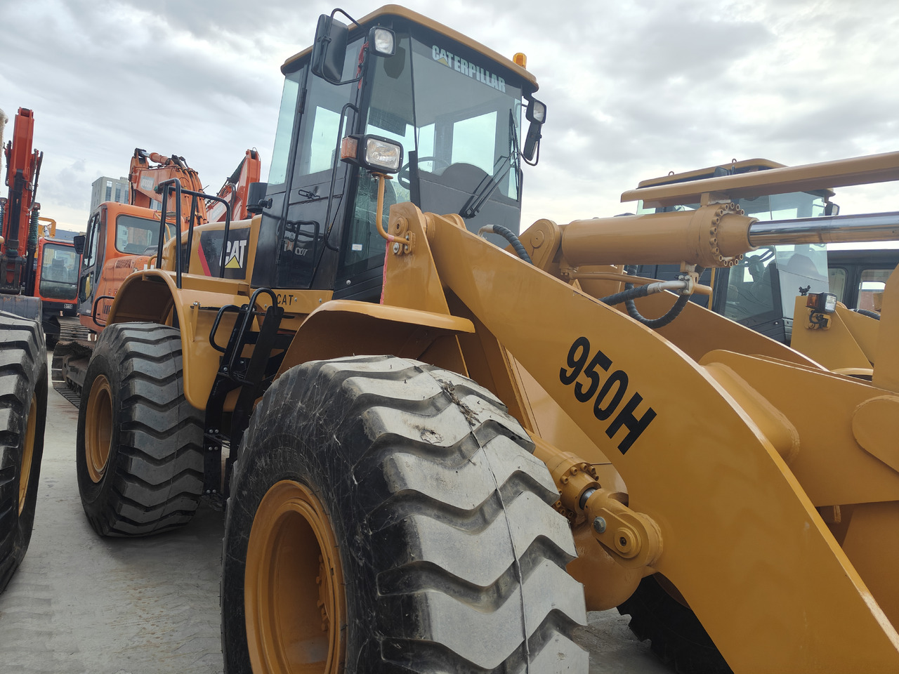 Wheel loader CATERPILLAR 950H