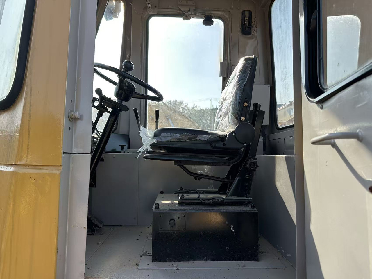 Wheel loader CATERPILLAR 966D