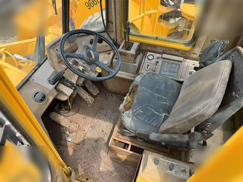 Wheel loader CATERPILLAR 966E
