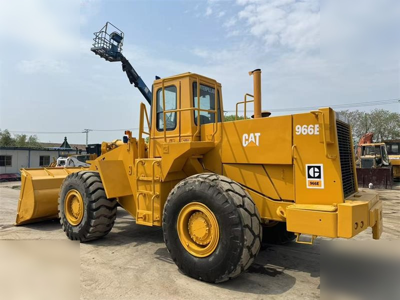 Wheel loader CATERPILLAR 966E