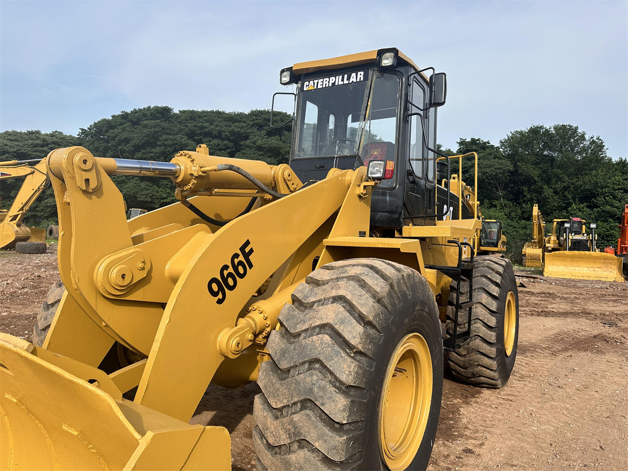 Wheel loader CATERPILLAR 966F