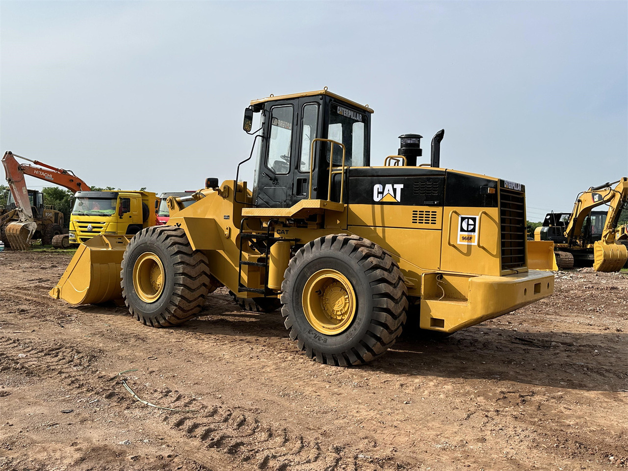 Wheel loader CATERPILLAR 966F