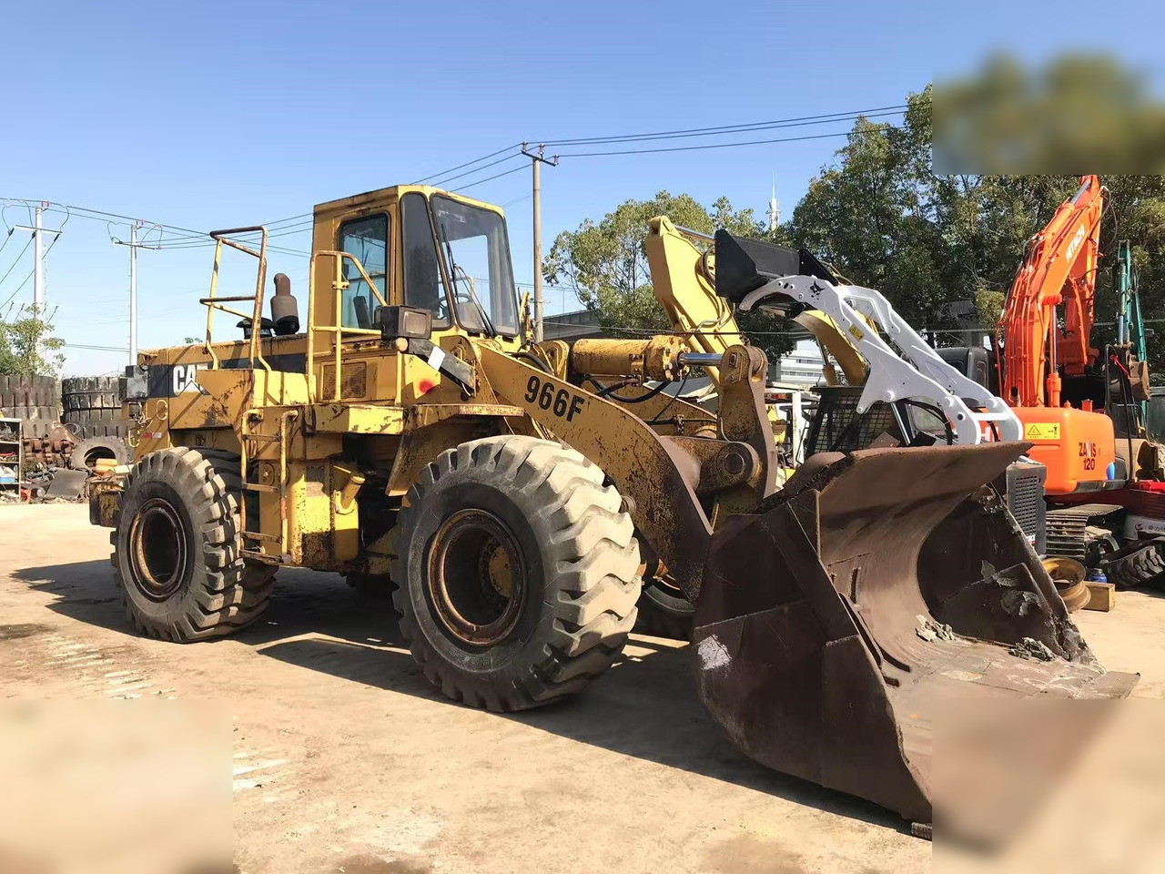 Wheel loader CATERPILLAR 966F I