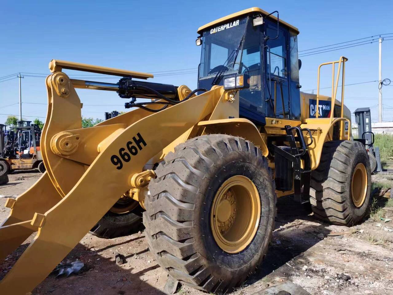 Wheel loader CATERPILLAR 966H