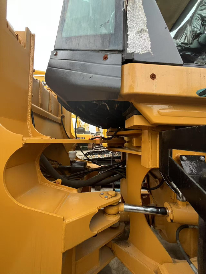 Wheel loader CATERPILLAR 966H