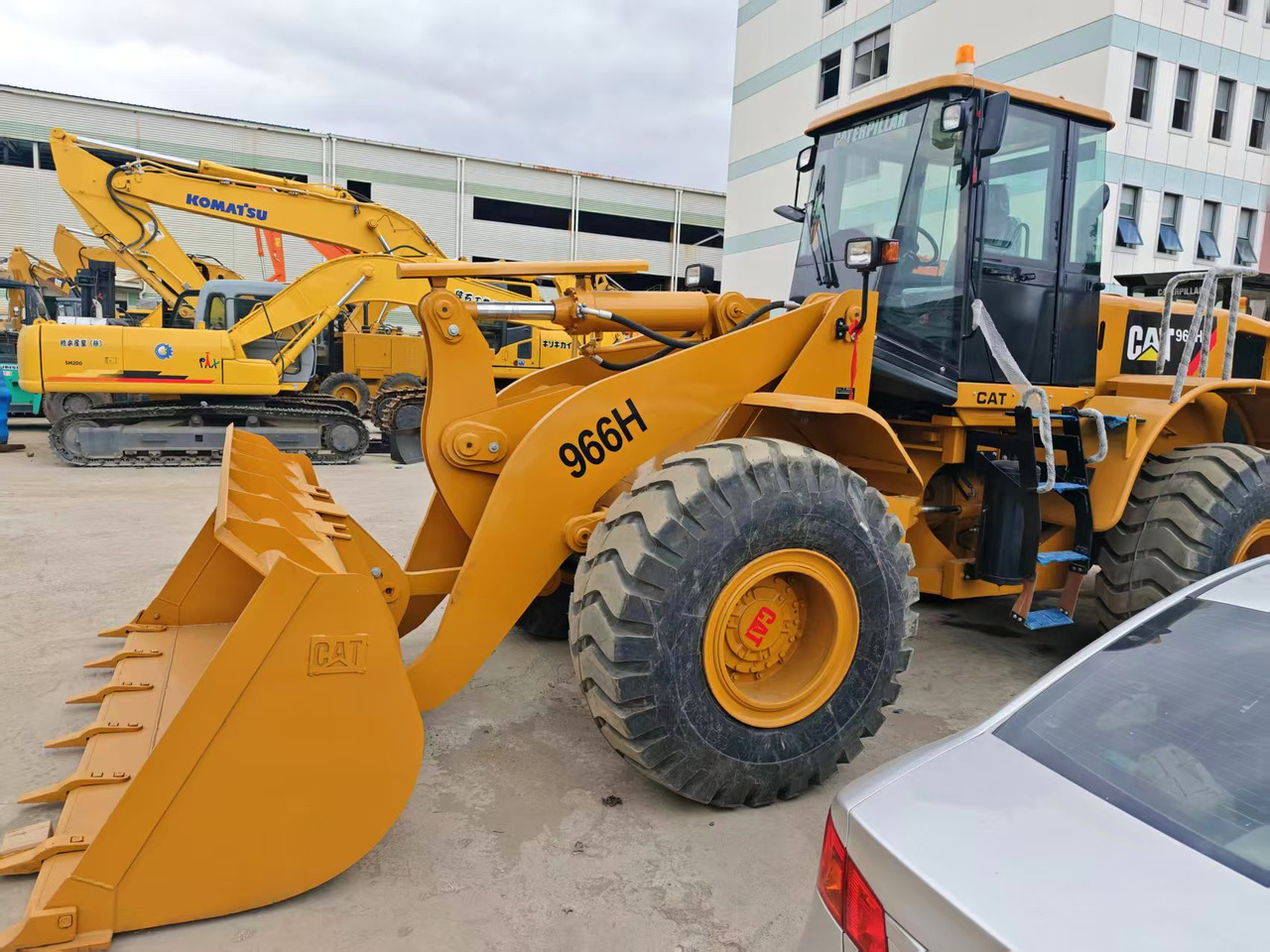 Wheel loader CATERPILLAR 966H